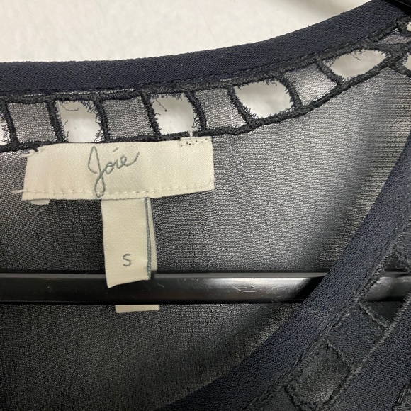 Joie Agatha Laser-Cut Crepe Shift Dress in black caviar - size Small - Picture 6 of 7